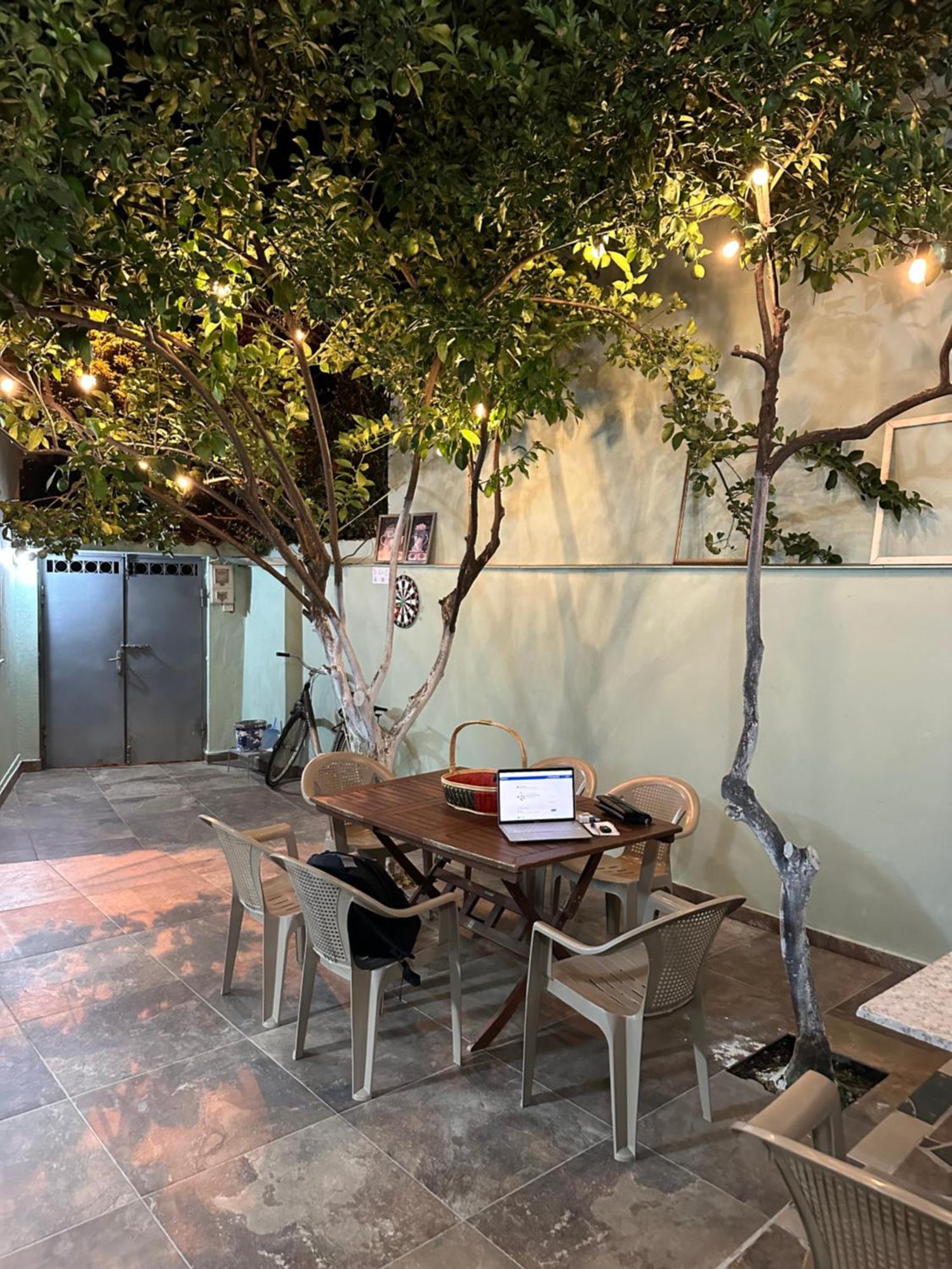 Tirana Lemon Breeze Hostel المظهر الخارجي الصورة