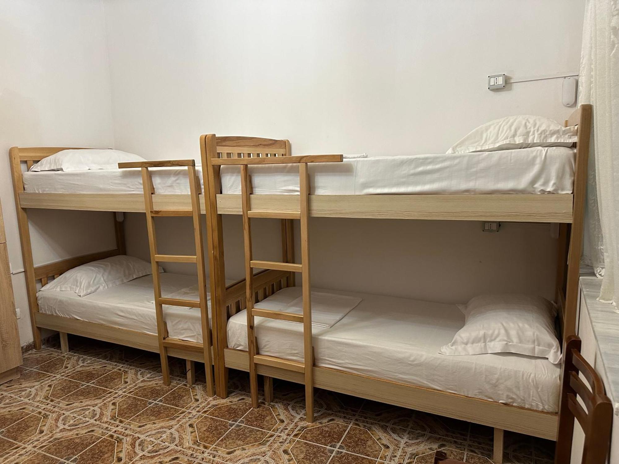 Tirana Lemon Breeze Hostel المظهر الخارجي الصورة