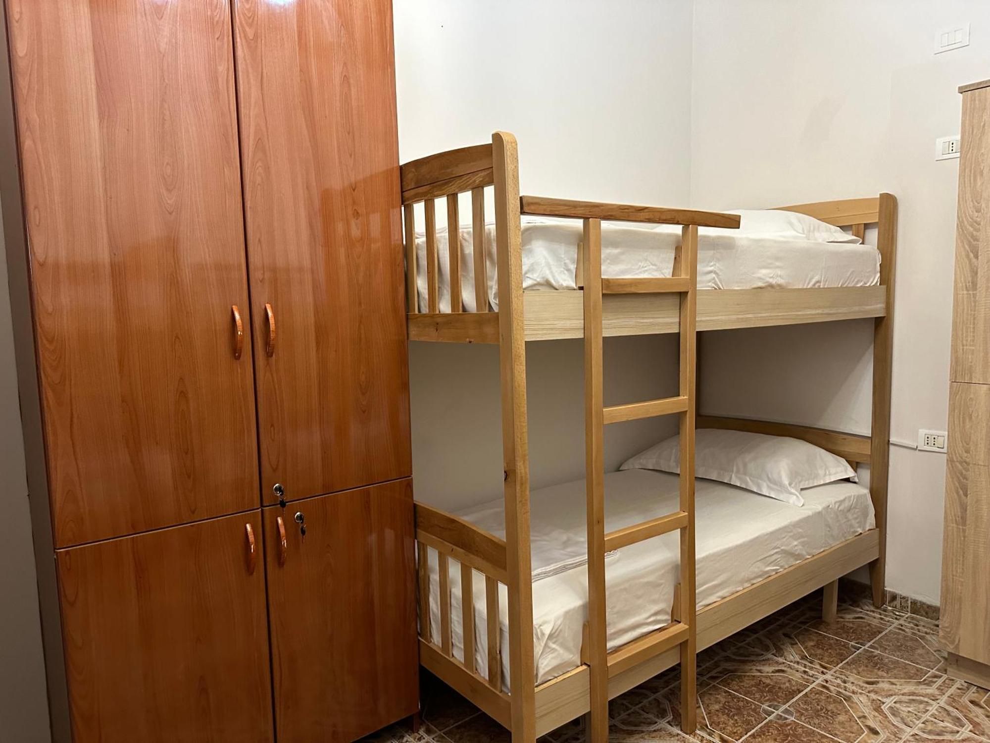 Tirana Lemon Breeze Hostel المظهر الخارجي الصورة