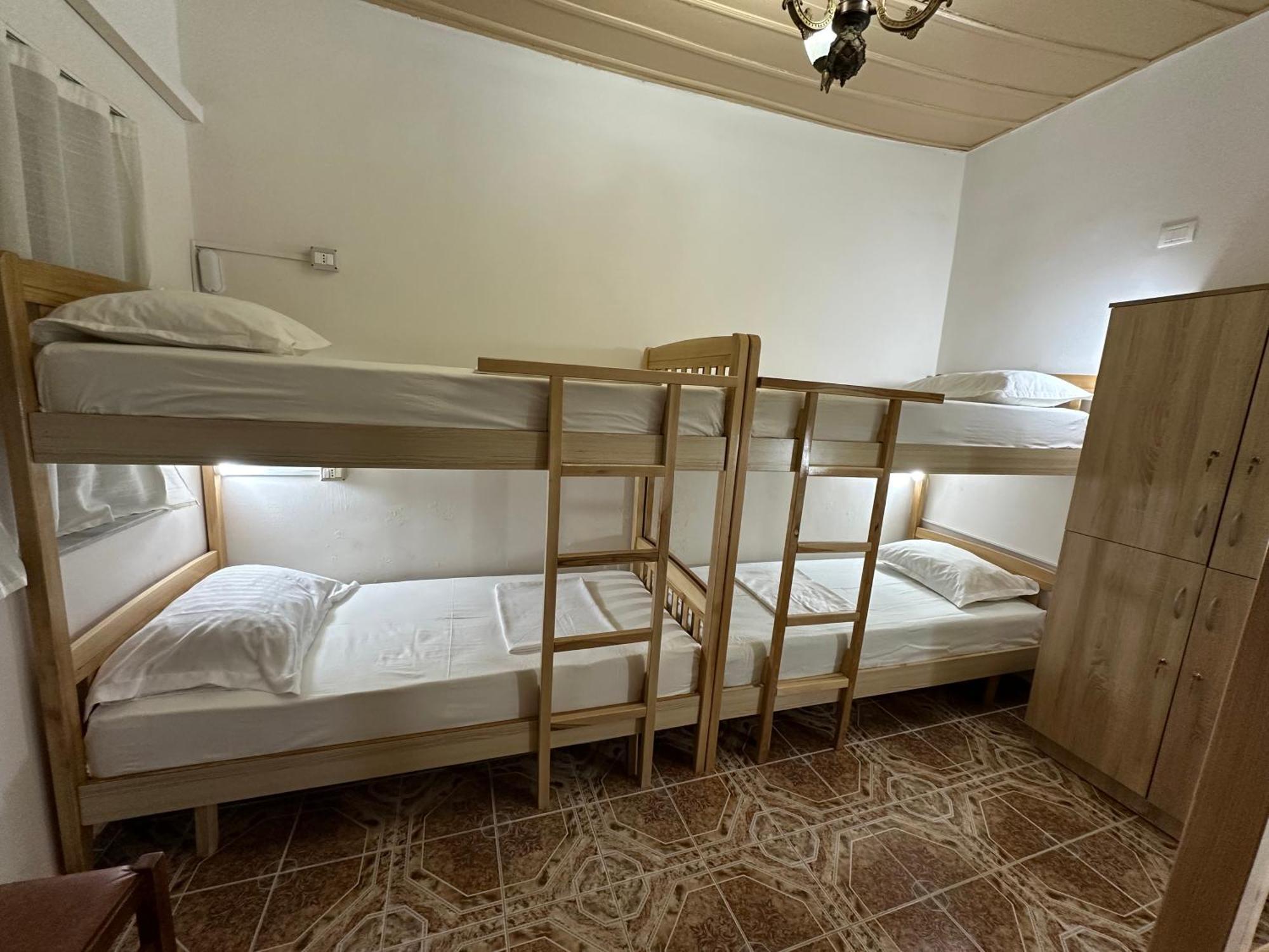 Tirana Lemon Breeze Hostel المظهر الخارجي الصورة