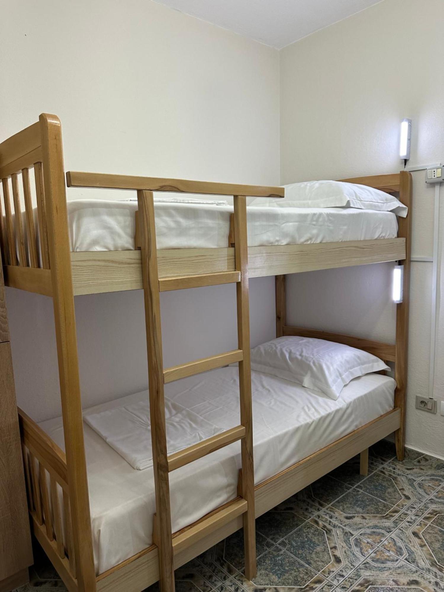 Tirana Lemon Breeze Hostel المظهر الخارجي الصورة