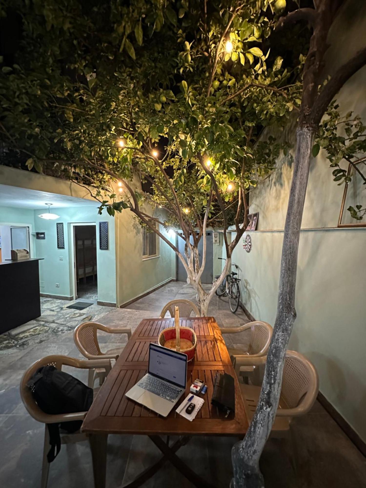 Tirana Lemon Breeze Hostel المظهر الخارجي الصورة
