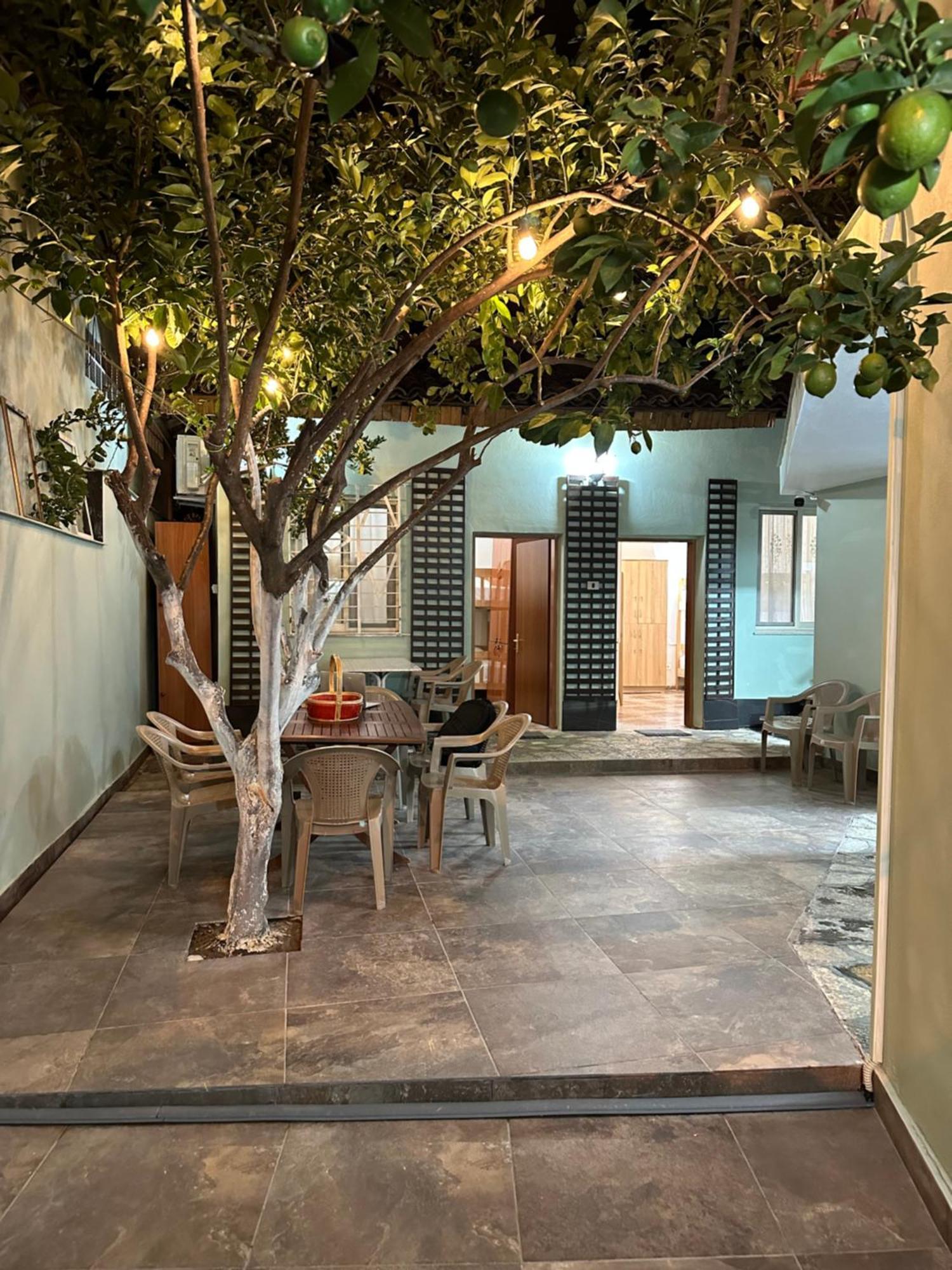 Tirana Lemon Breeze Hostel المظهر الخارجي الصورة