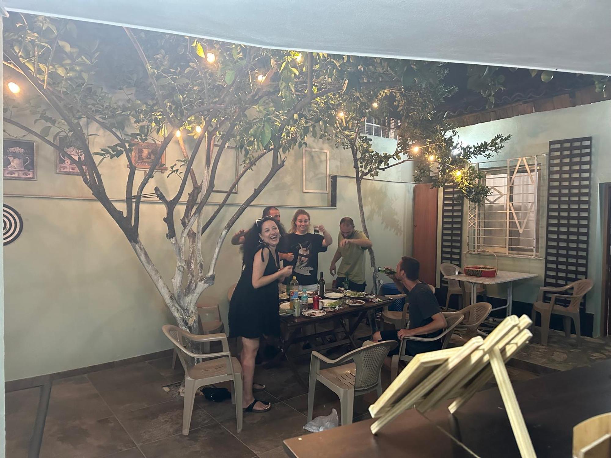 Tirana Lemon Breeze Hostel المظهر الخارجي الصورة